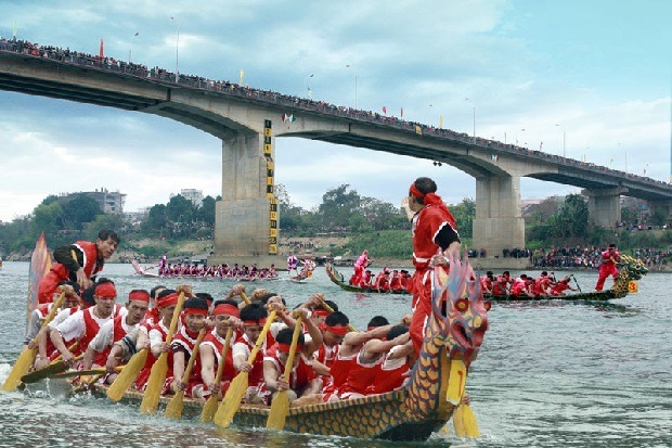 Rộn ràng sông nước với các lễ hội đua ghe đầu năm ở Thừa Thiên – Huế