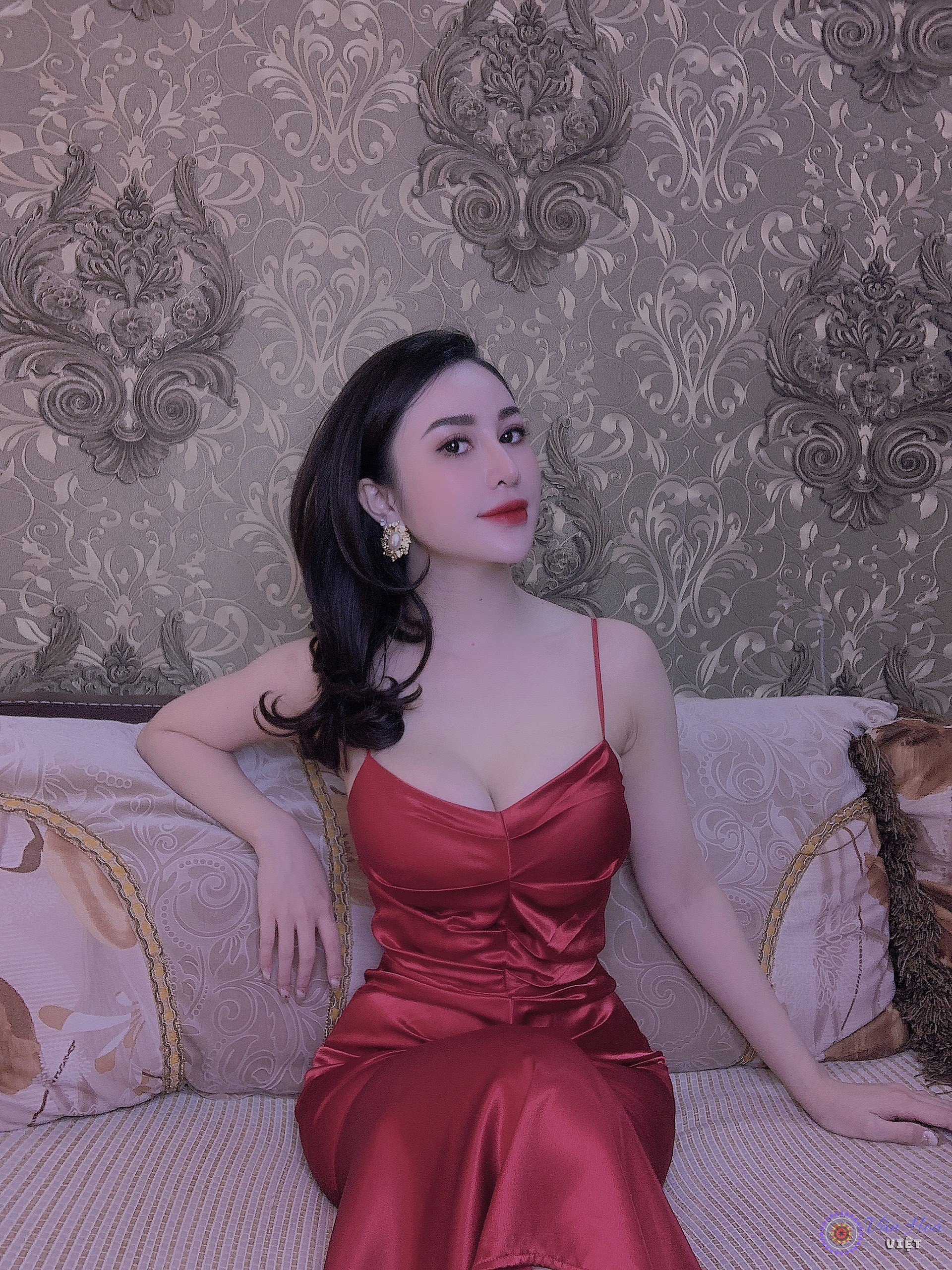 Quế Mai Mai - nữ hoang tắm trắng