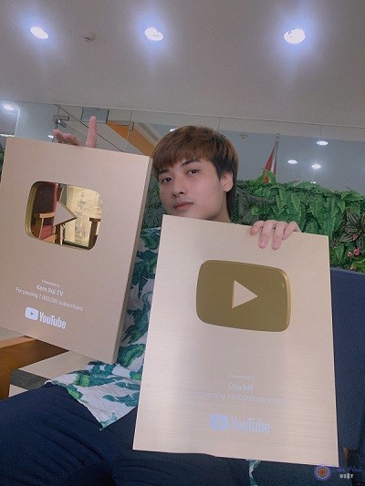 "Thánh chế nhạc" Cua Mề và nút vàng Youtube