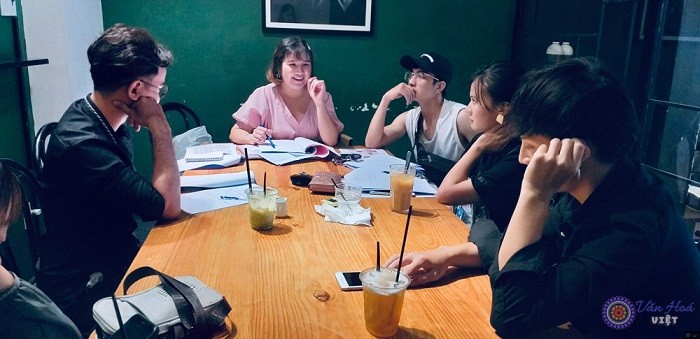 Cô quan niệm: "Đừng chỉ nhìn sản phẩm rồi đánh giá đạt hay không đạt. Hãy trở thành người biết chỉ đạo nếu làm như thế thì tất cả sẽ đạt"