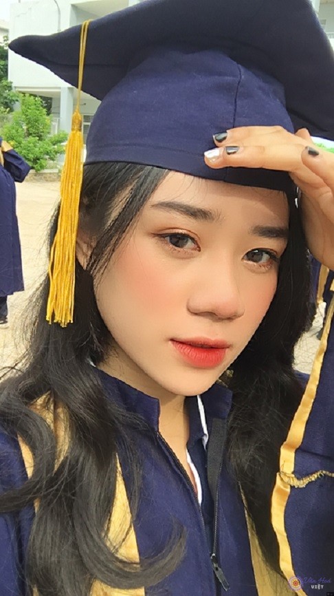 Hình ảnh tốt nghiệp của Nhật Vy