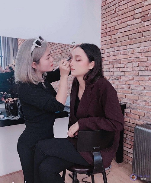 Lyna Makeup Studio