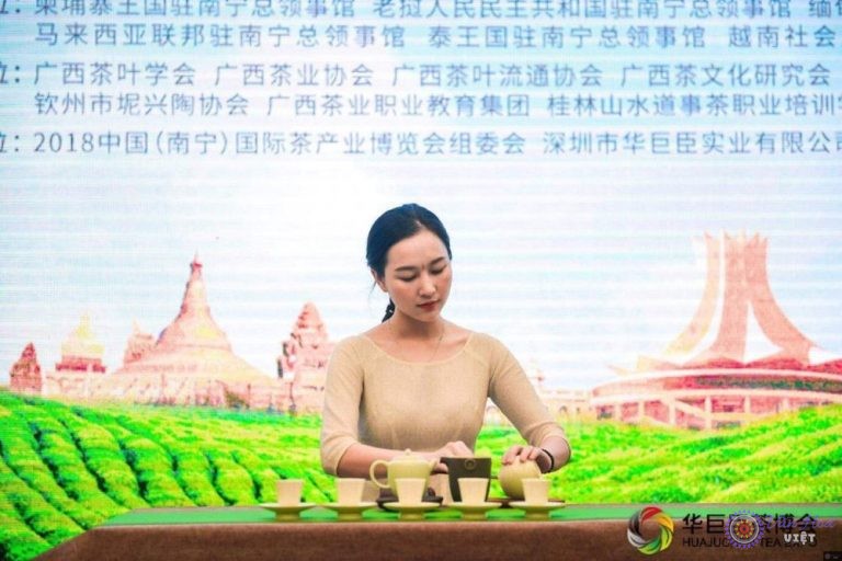 Chuyên gia Trần Thanh Trang và hành trình đến với trà đạo